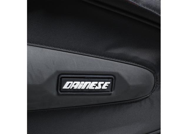 DAINESE D-SADDLE MOTORCYCLE BAG STEALTH BLACK