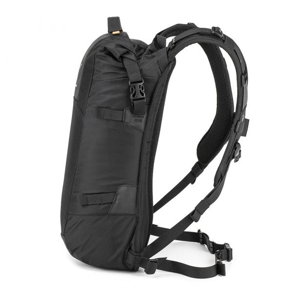 R16 BACKPACK