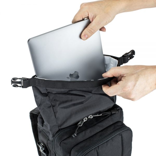 SLING PRO Messenger Bag